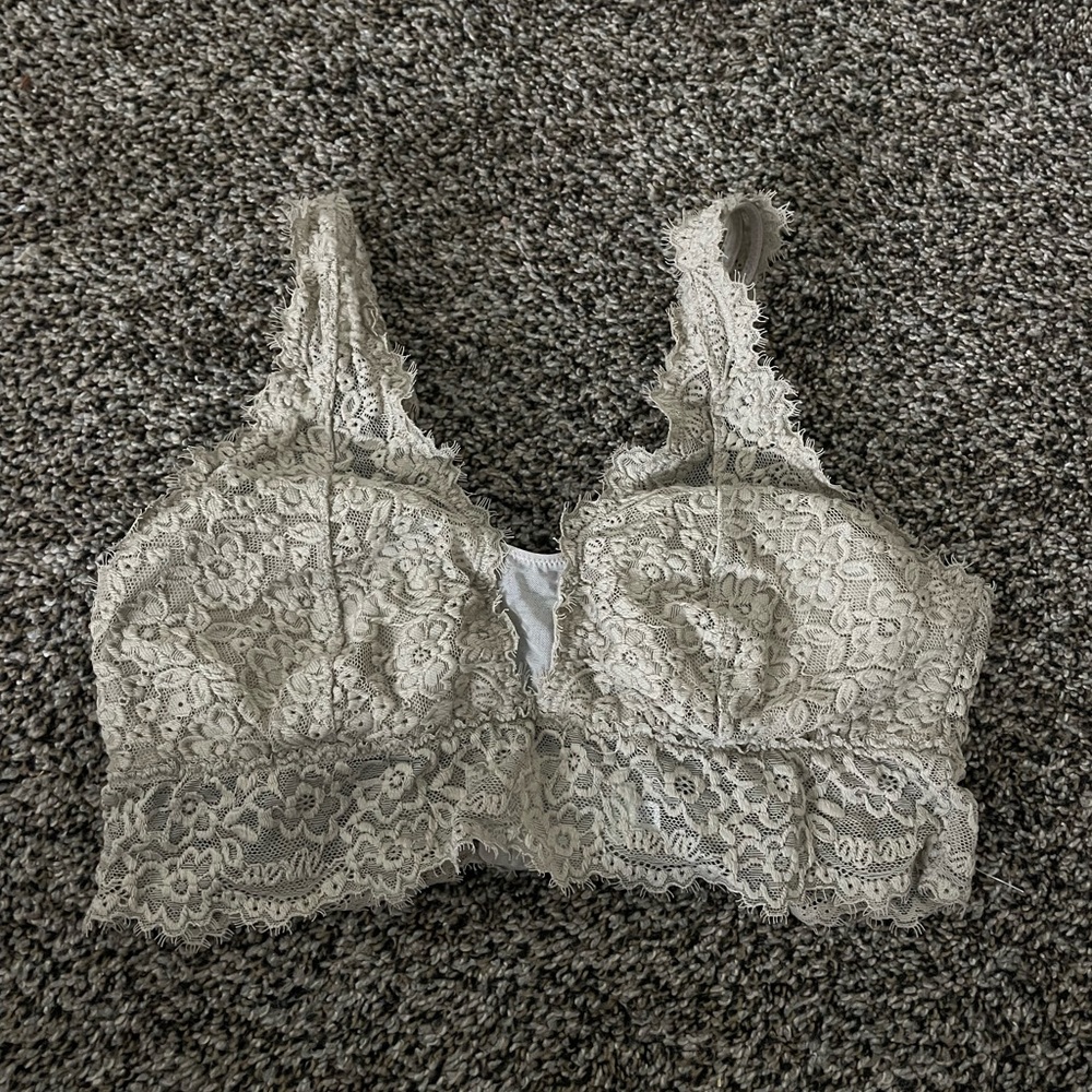 M aerie bralette